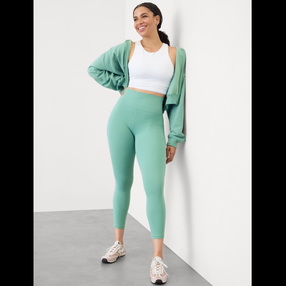 ATHLETA - Picture 5 of 12